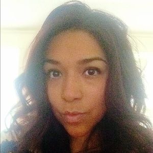 Meet your Posher, Manuela