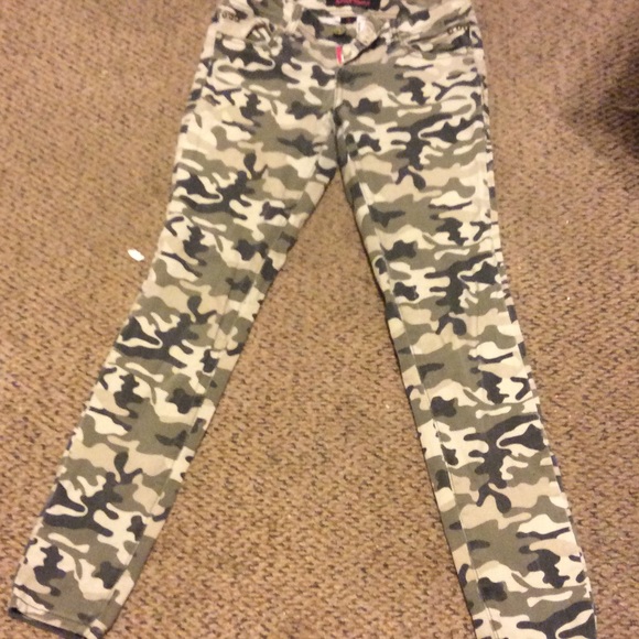 Camouflage jeans - Picture 3 of 3