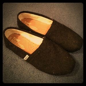 Toms Shoes (worn once inside) Size 7