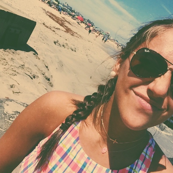 Meet your Posher, Dominique