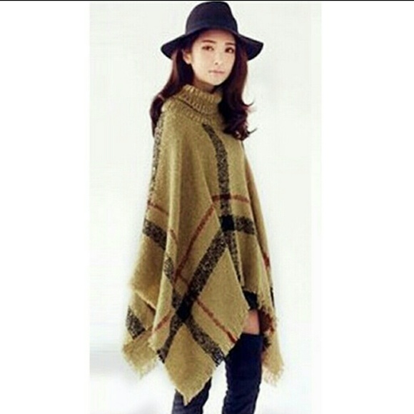 Womens Winter Camel Sweater Fringe Poncho