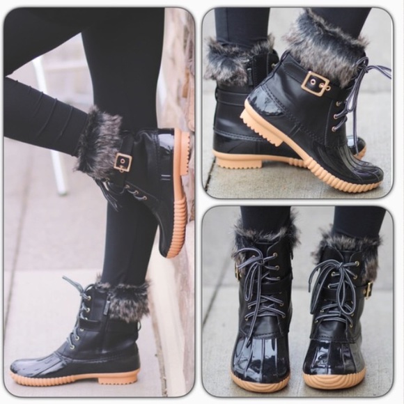 ‼️SOLD OUT‼️•Duck Boots• - Picture 4 of 4