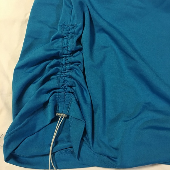 Maternity Activewear - Reebok for Pea in a Pod - Picture 2 of 4