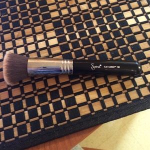 Sigma Foundation Brush. Style: Flat Kabuki F80