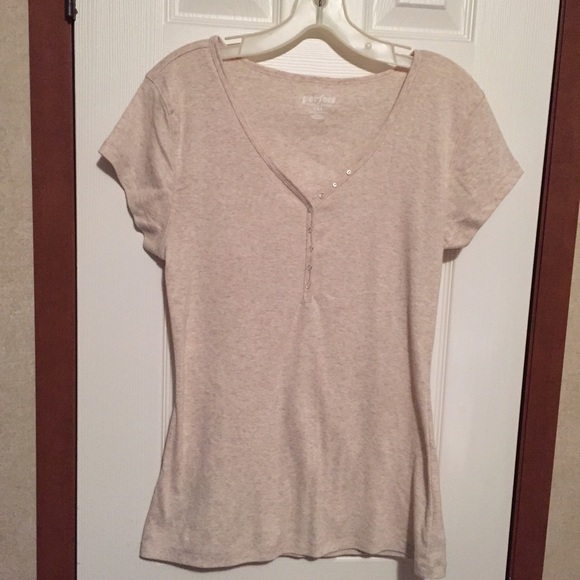 Brand New Old Navy V-Neck T-Shirt, Size Large