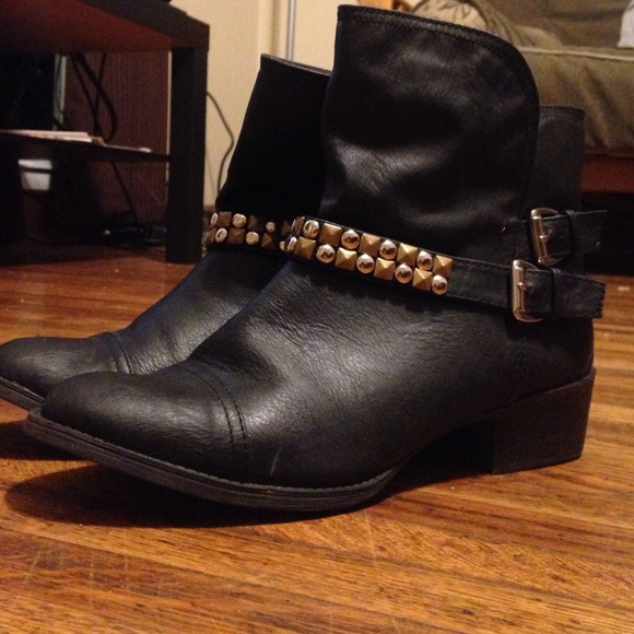 Black ankle boots- size 11