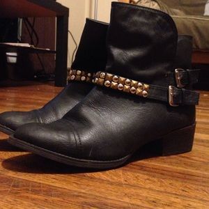 Black ankle boots- size 11