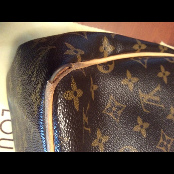 VUITTON BATIGNOLLES TOTE WITH ORIGINAL RECEIPT - Picture 3 of 4