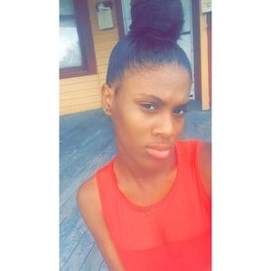 Meet your Posher, Ariel