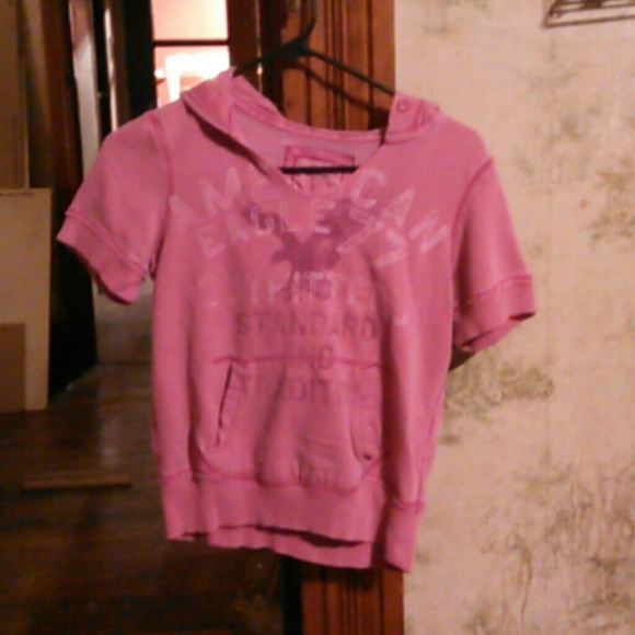Short sleeve hoodie