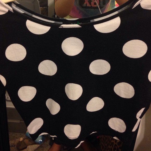 Crop top - Picture 2 of 3