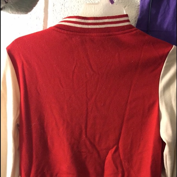 Members only red jacket - Picture 3 of 3