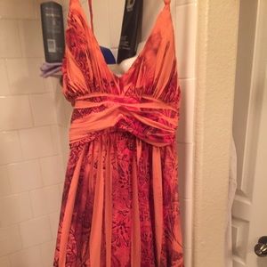 Orange tie around the neck dress!