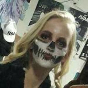 Meet your Posher, Mindy