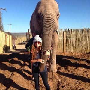 Meet your Posher, Danielle