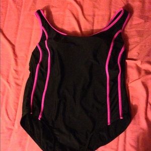 Cute bathing suit! (One piece)