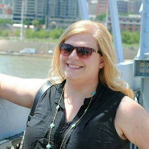 Meet your Posher, Chrystal