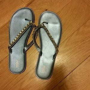 Mossimo Flip Flops