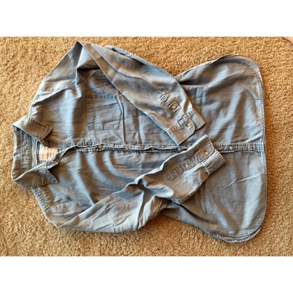 F21 Jean shirt - Picture 2 of 4