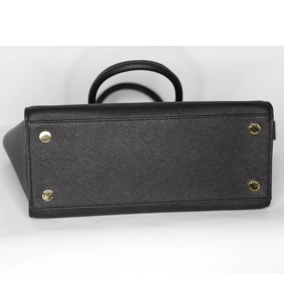 Michael Kors Large Black Selma Bag - Picture 4 of 4