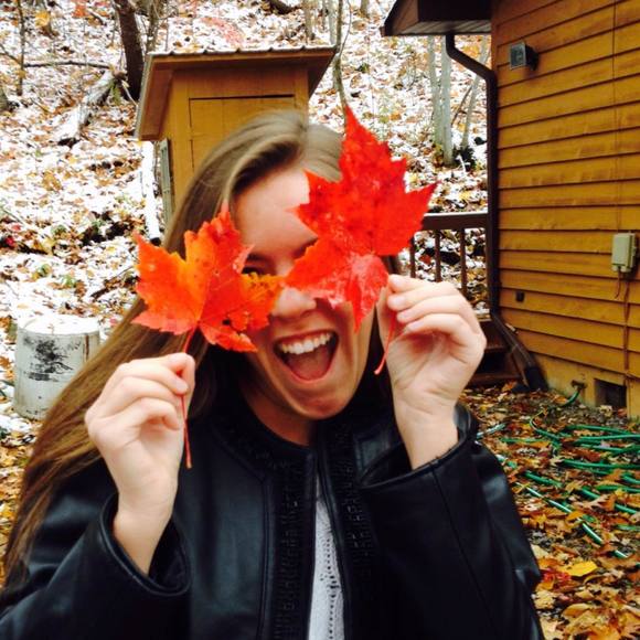 Meet your Posher, Camille