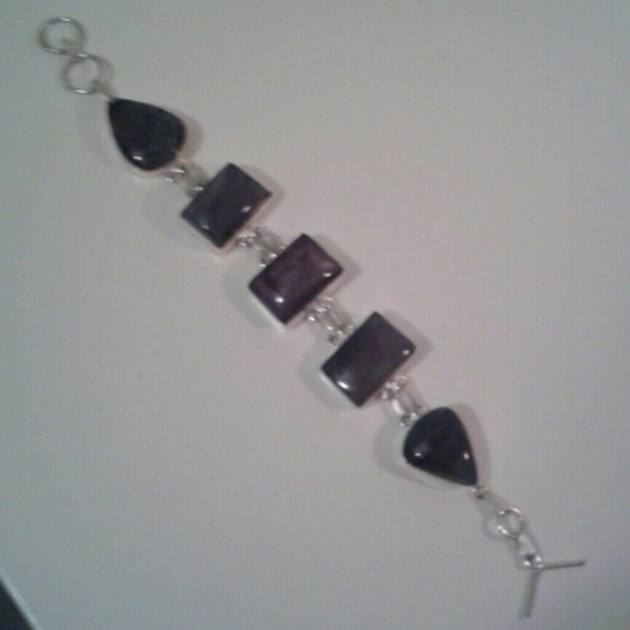 Labradorite toggle bracelet - Picture 2 of 3