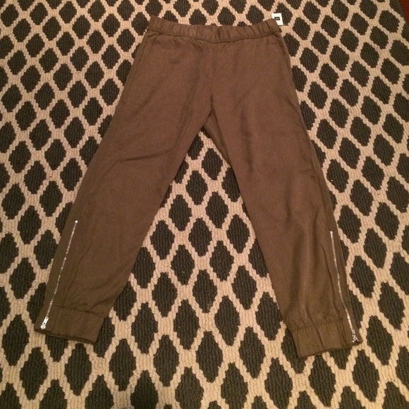 ‼️FLASH SALE. GAP high rise, harem pants