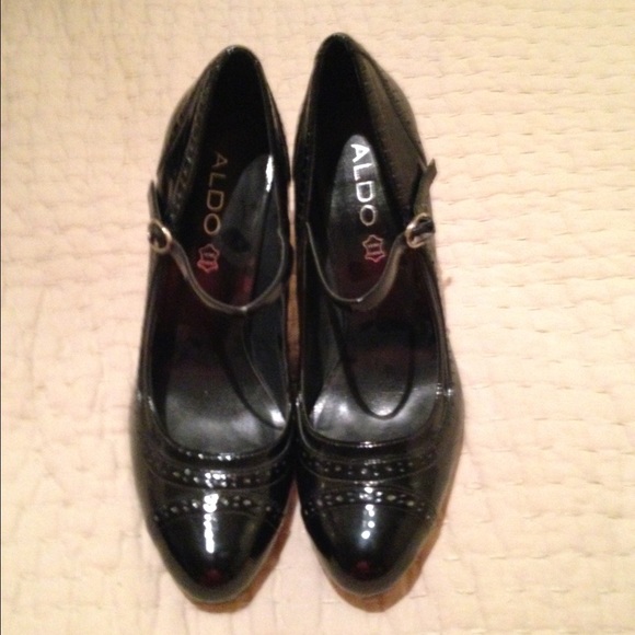 Your basic black heel