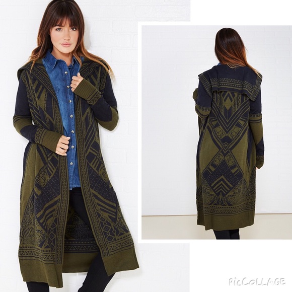 Sweaters - NWT Boho Olive Cardigan Sz M