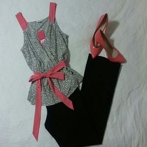 Fun and flirty sleeveless blouse NWT