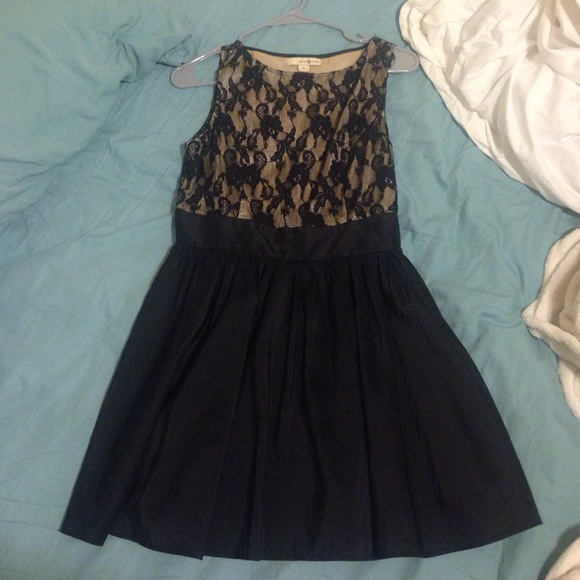 Lace dress