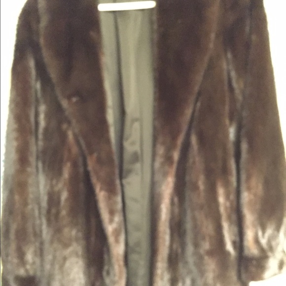Brown mink fur coat - Picture 3 of 3