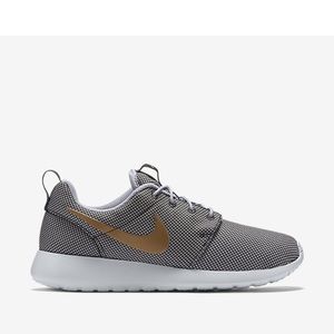 ISO NIKE ROSHE GRAY/ GOLD