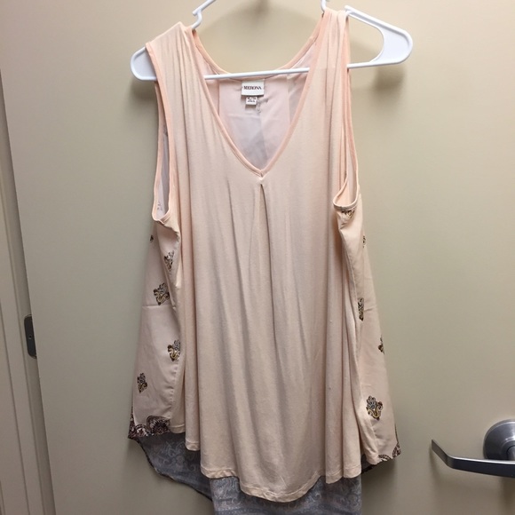 Super Soft Light Pink Blouse - Picture 2 of 4