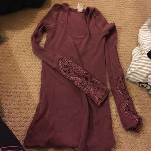 Maroon long sleeve Henley