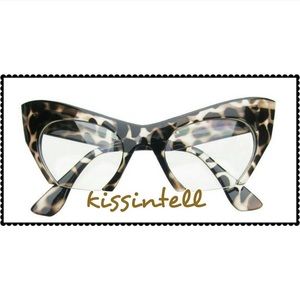 Snow leopard bottom rimless cat eye glasses