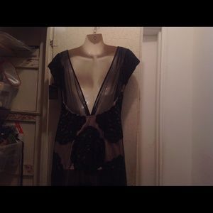 SUE WONG V-Cut Back Patterned Cocktail Dress