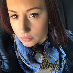 Meet your Posher, Jharolin