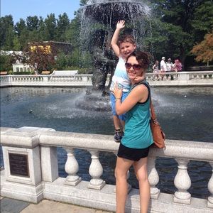 Meet your Posher, Alison