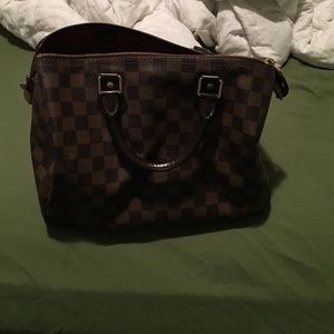 LV Authentic