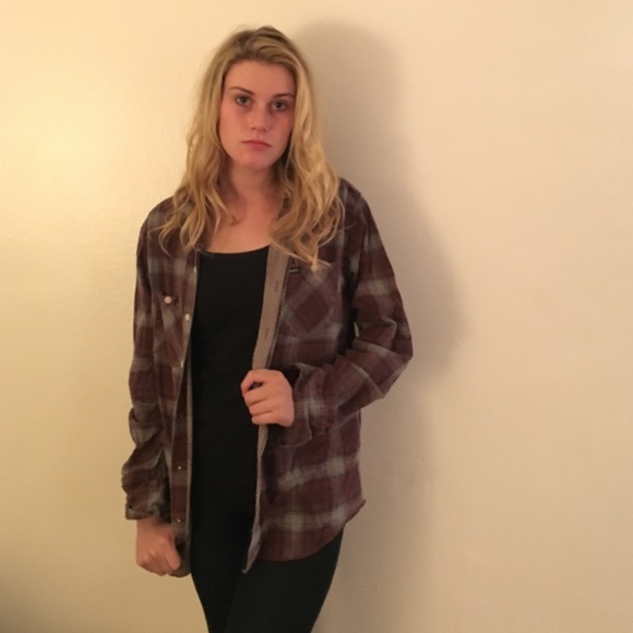 RVCA Tops - RVCA flannel