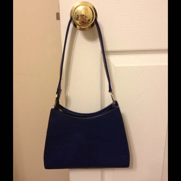 ✅PRICE DROP❤️Adorable Liz Claiborne Navy Handbag❤️