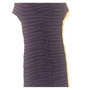 Nicole Miller body con midi dress