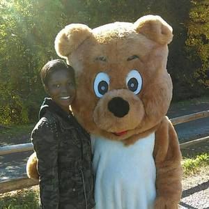 Meet your Posher, Janiel