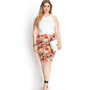 🌺🌸🌻Floral pencil skirt🌺🌸🌻