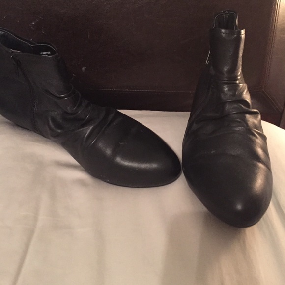 Black ankle boot
