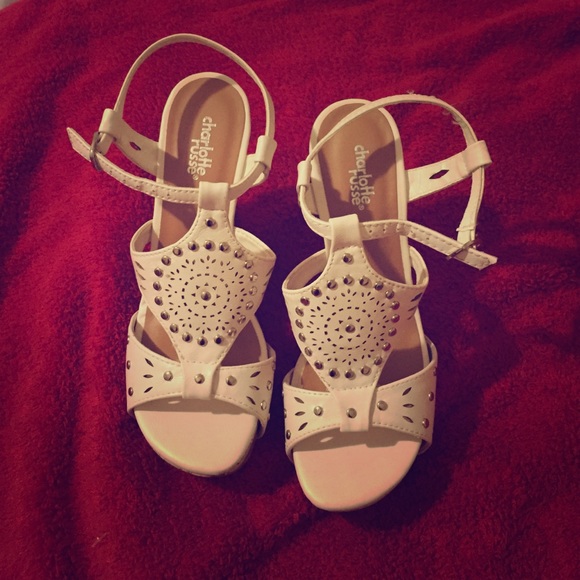 Size 6 Charlotte Russe wedge