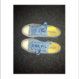 Blue Converse 💙