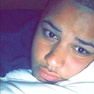 Meet your Posher, Philip