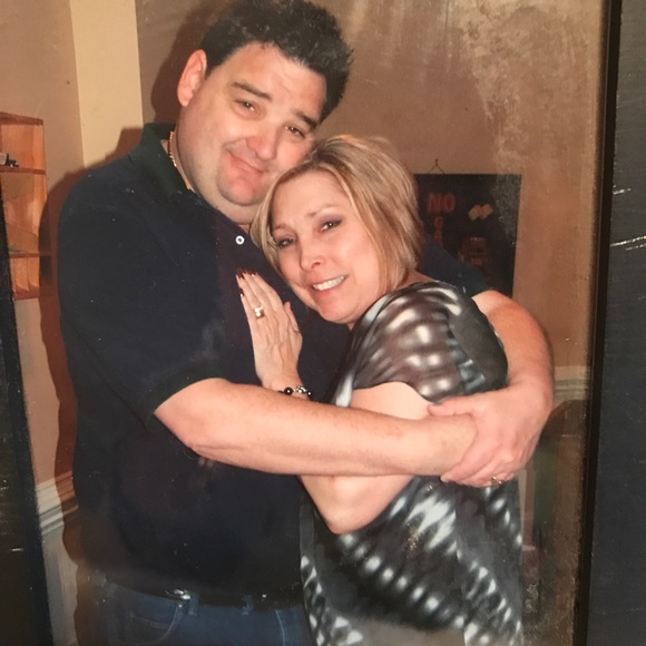 Meet your Posher, Laura - Picture 2 of 4